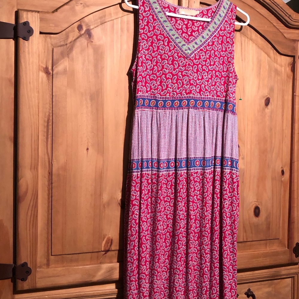 8949 LaCera Paisley Floral V Neck Sleeveless Dress Beige Red Blue Size Medium